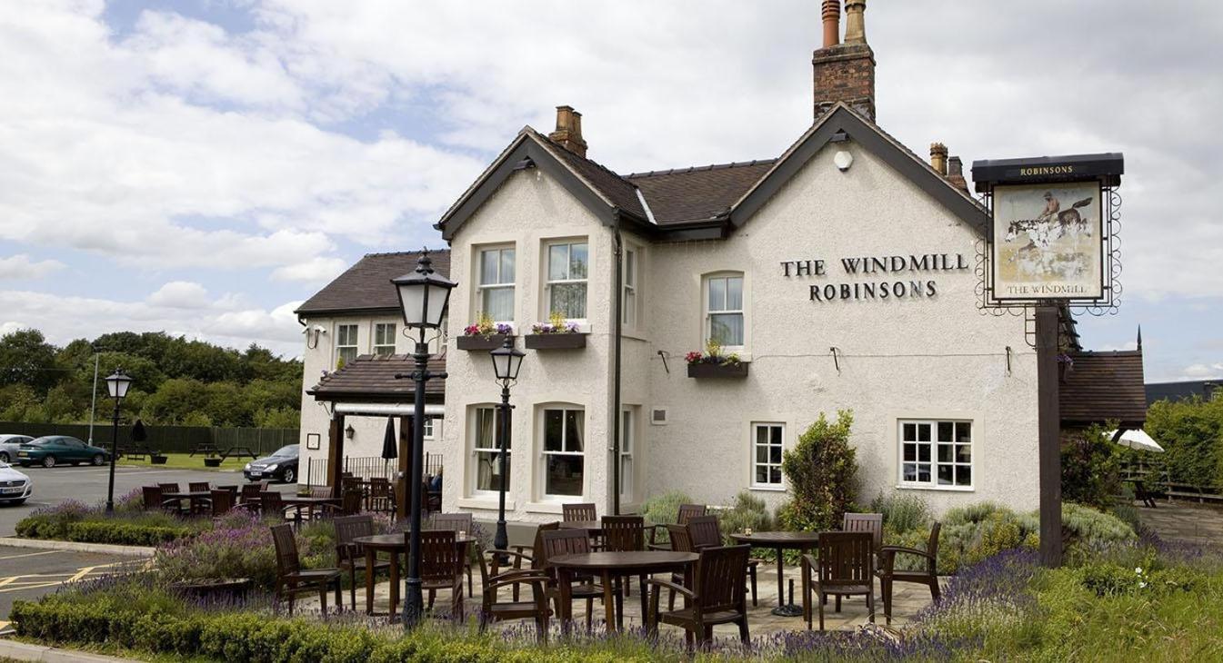 The Windmill Inn Knutsford Exterior foto